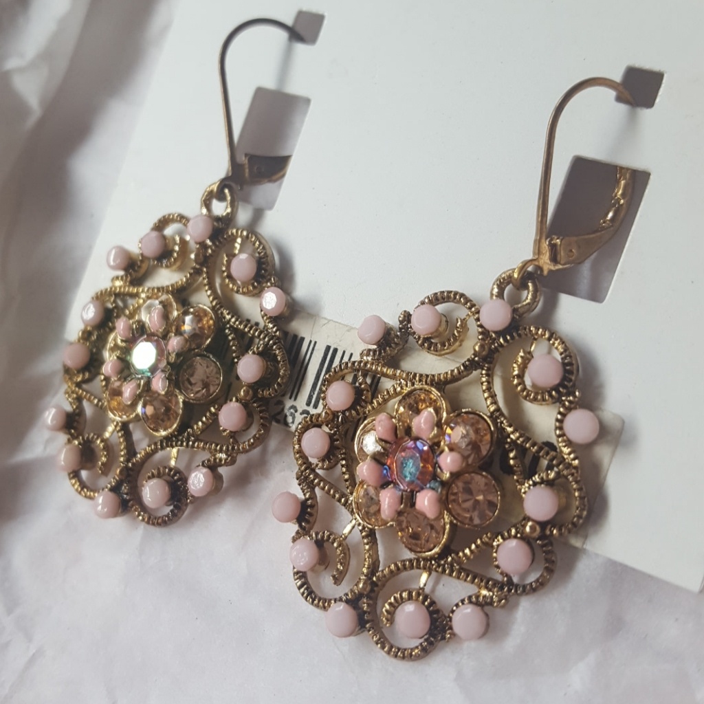 Earings